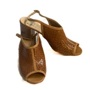 Amalfi by Rangoni leather weave stacked heel sling back shoe. size 7.5